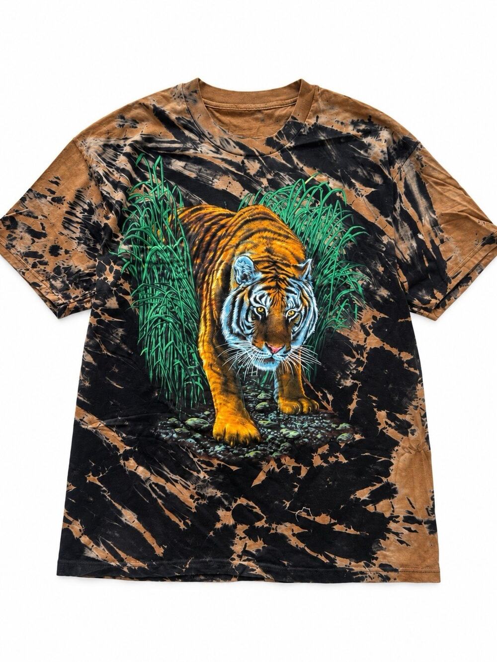 Vintage 90s Wild Gear Tiger Graphic T Shirt XL USA Made Tie Dye Animal Tee AOP